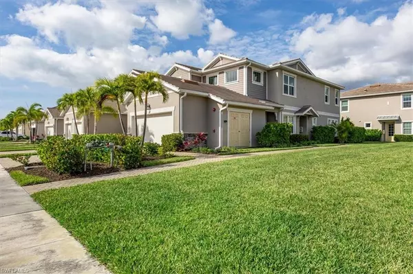 Naples, FL 34112,4687 Arboretum CIR #203