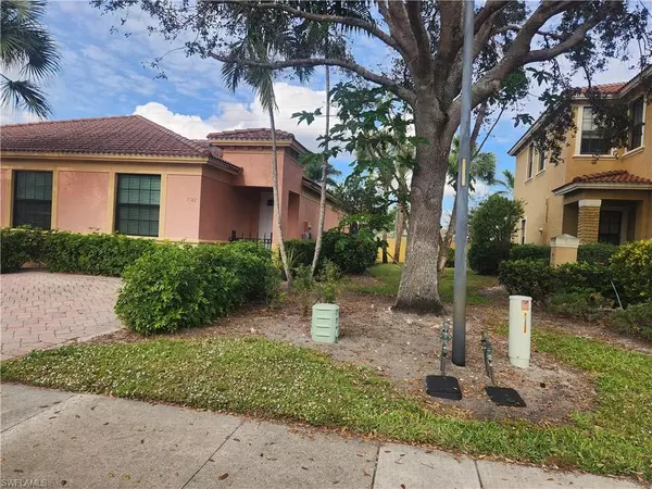 Naples, FL 34120,7542 Bristol CIR