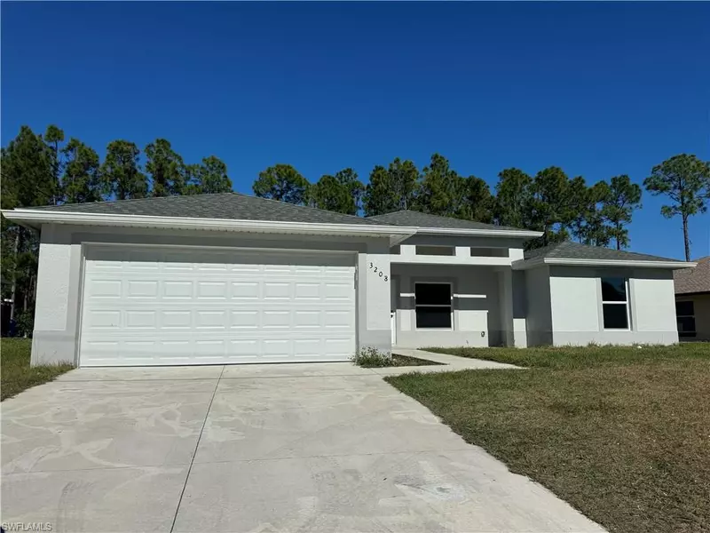 3208 21ST ST W, Lehigh Acres, FL 33971