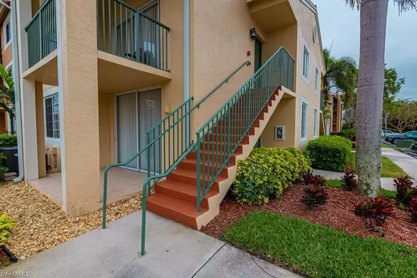 Naples, FL 34104,1195 Wildwood Lakes BLVD #107