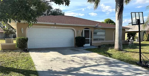 302 SE 1st PL, Cape Coral, FL 33990