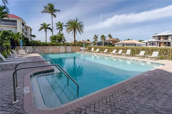 Marco Island, FL 34145,845 COLLIER CT #502