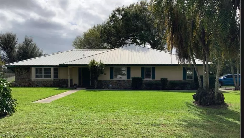 230 W Del Monte AVE, Clewiston, FL 33440