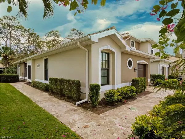 Naples, FL 34104,7805 Woodbrook CIR #1