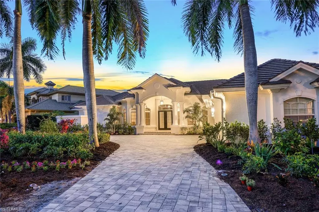 Naples, FL 34103,255 Bay PT