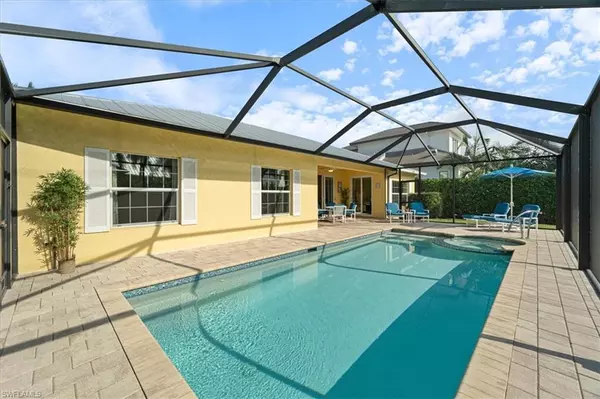 Naples, FL 34102,732 7th AVE N