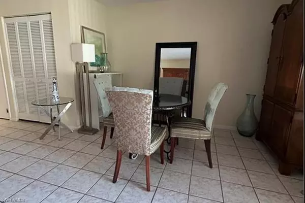 Cape Coral, FL 33914,1005 SW 48th TER #8