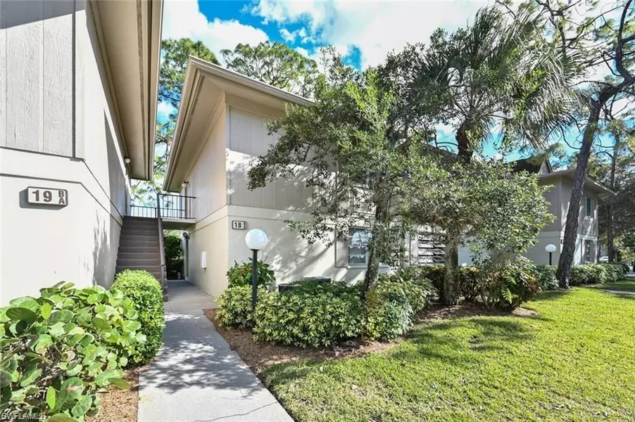 18 Bob O Link CT #18B, Naples, FL 34105