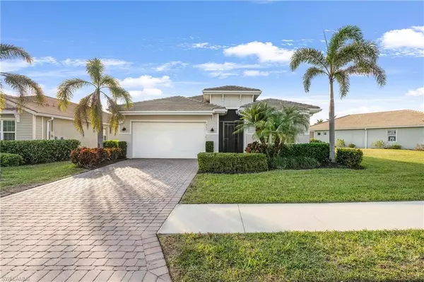 14601 Tropical DR, Naples, FL 34114