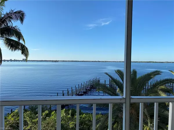 2875 Palm Beach BLVD #302, Fort Myers, FL 33916