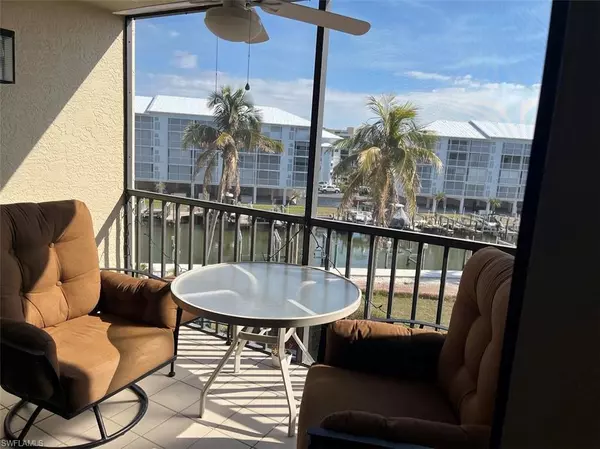 Fort Myers Beach, FL 33931,7327 Estero BLVD #307