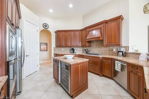 Naples, FL 34113,6504 Costa CIR