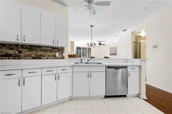 Fort Myers, FL 33913,12040 Summergate CIR #102