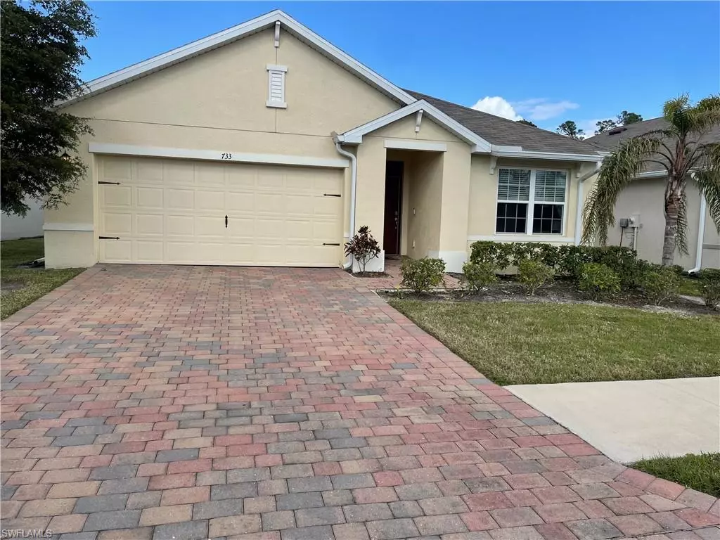 Naples, FL 34104,733 Hadley ST W