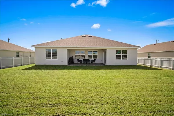 Cape Coral, FL 33991,322 SW 25th PL