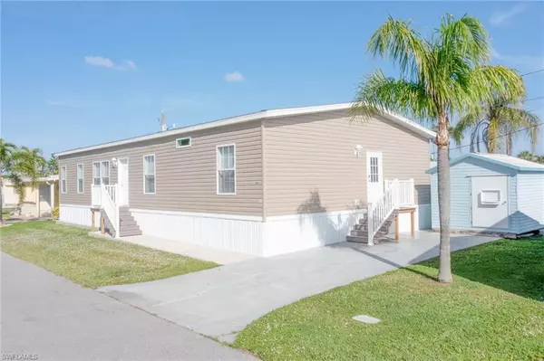 24 Red Poinciana DR, Fort Myers, FL 33908