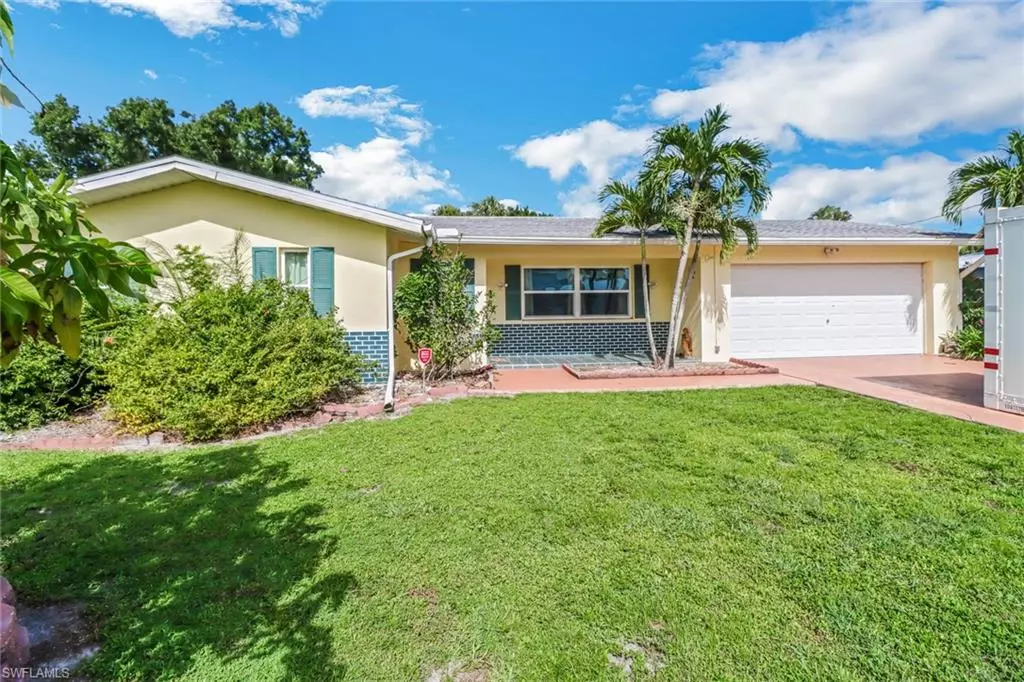 North Fort Myers, FL 33903,4826 Lema CT