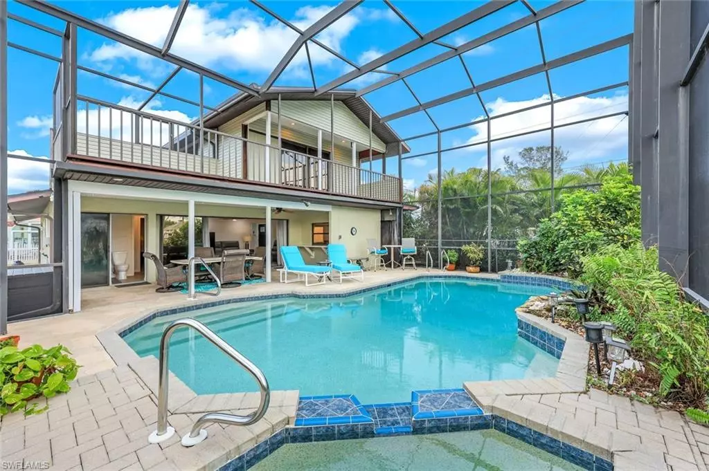 Bonita Springs, FL 34135,27080 Holly LN