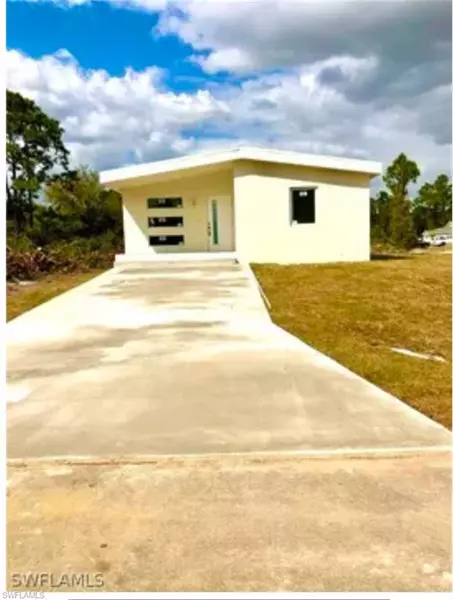 921 Anthony ST E, Lehigh Acres, FL 33974