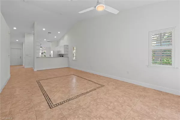 Naples, FL 34104,3520 Avion Woods CT #201