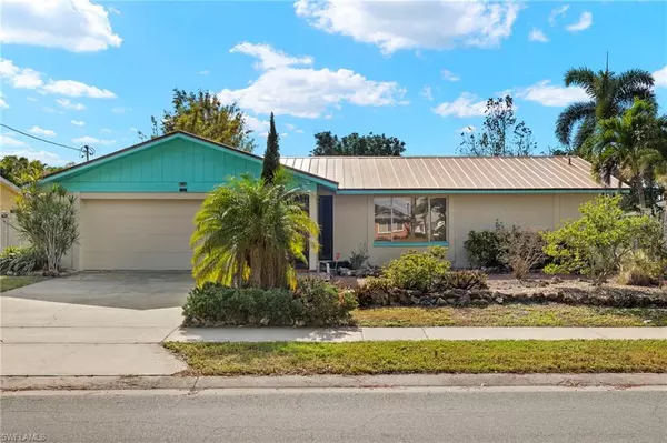 North Fort Myers, FL 33903,4380 Saint Clair AVE W
