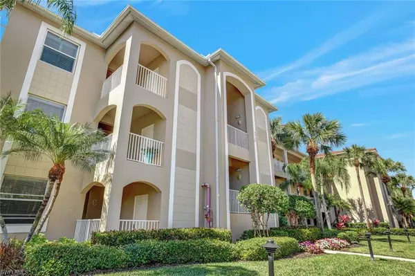 2720 Cypress Trace CIR #2911, Naples, FL 34119