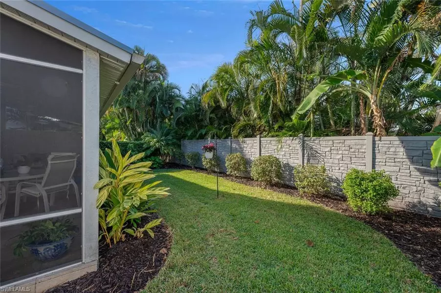 3205 Carriage CIR, Naples, FL 34105