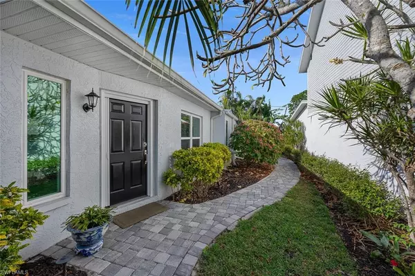 Naples, FL 34105,3205 Carriage CIR