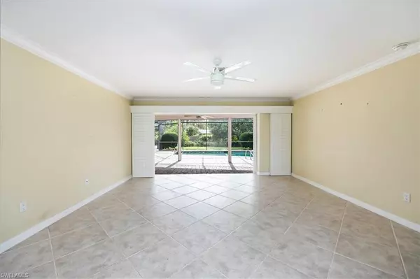 Naples, FL 34103,750 Southern Pines DR