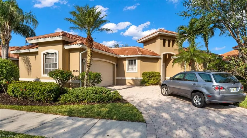 Naples, FL 34110,5958 Paradise CIR #2-40