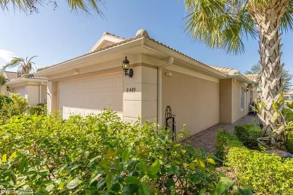 Naples, FL 34114,8449 Karina CT