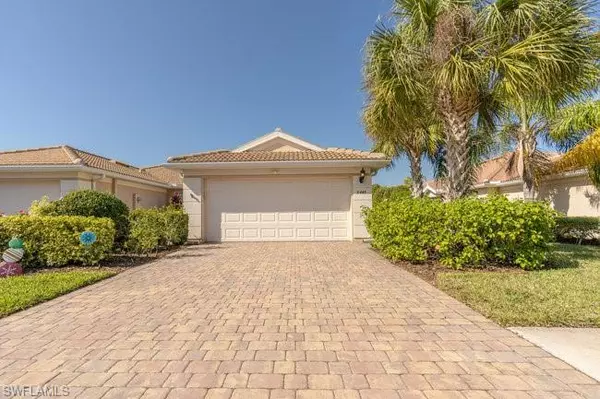 Naples, FL 34114,8449 Karina CT