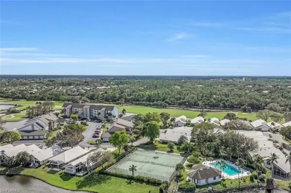Naples, FL 34110,1530 Imperial Golf Course BLVD #321