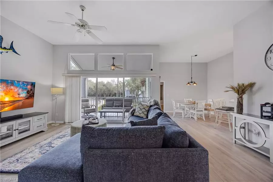 2860 Citrus Lake DR #R204, Naples, FL 34109