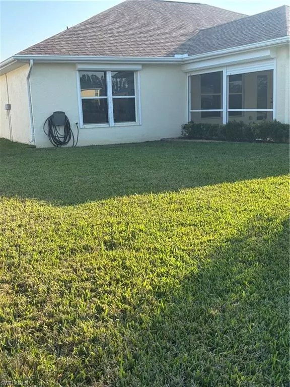 Lehigh Acres, FL 33972,18271 Beauty Berry CT