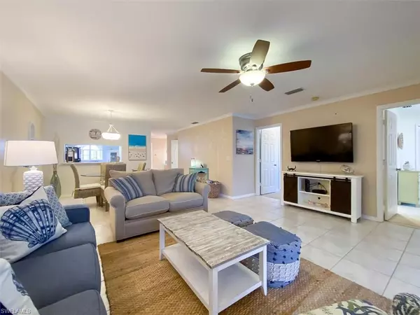 Fort Myers, FL 33908,11921 Seabreeze Cove LN #202