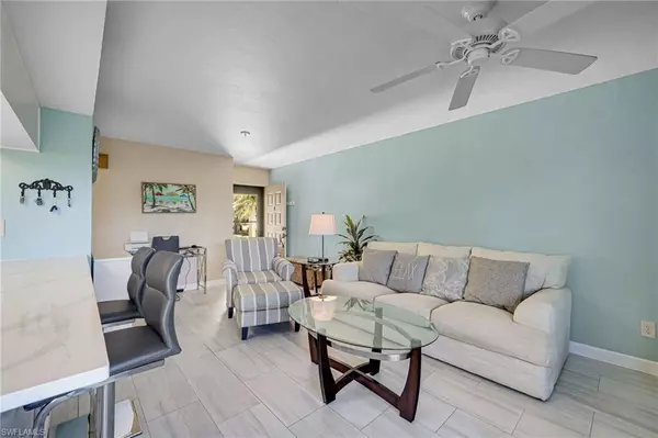 Fort Myers, FL 33907,5585 Trailwinds DR #312