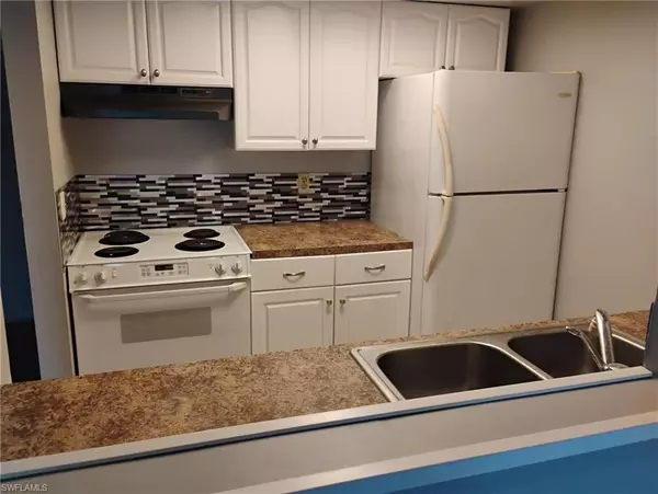 Fort Myers, FL 33901,3704 Broadway #101