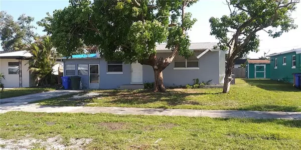 3847 Maxine ST, Fort Myers, FL 33901