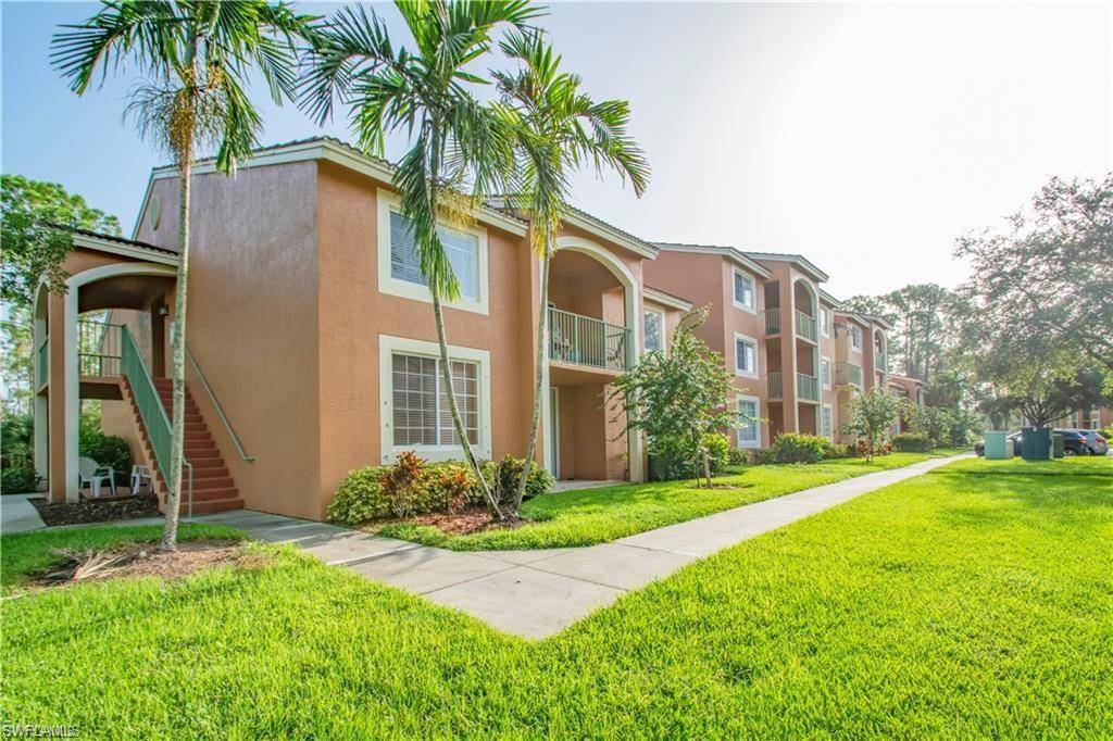Naples, FL 34104,1220 Wildwood Lakes BLVD #201