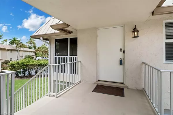 Naples, FL 34102,1549 Sandpiper ST #76