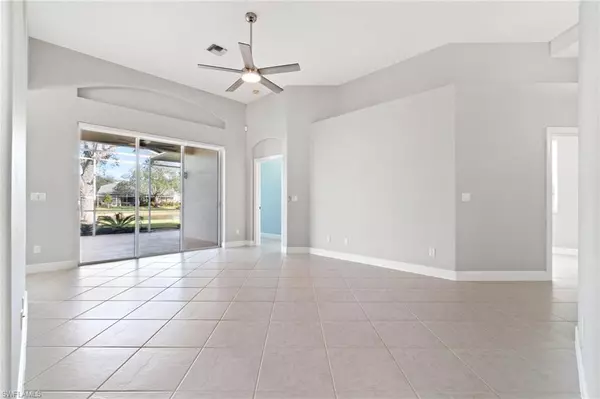 Naples, FL 34119,8058 Tauren CT