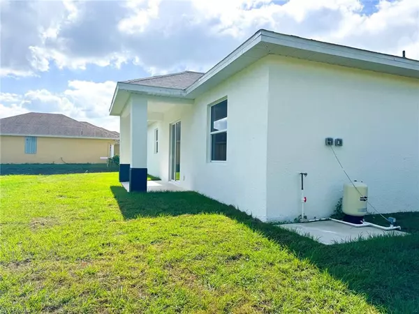 Lehigh Acres, FL 33971,3418 66th ST W