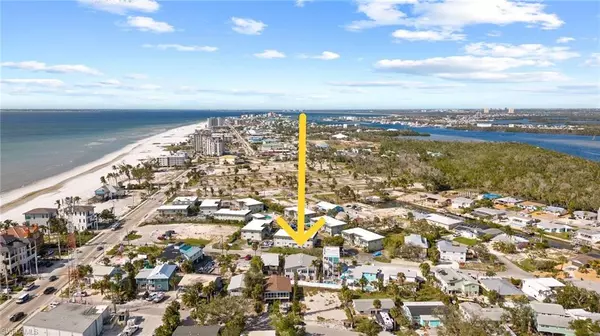 Fort Myers Beach, FL 33931,110-112 Voorhis ST