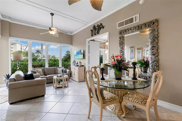 Marco Island, FL 34145,180 Seaview CT #114