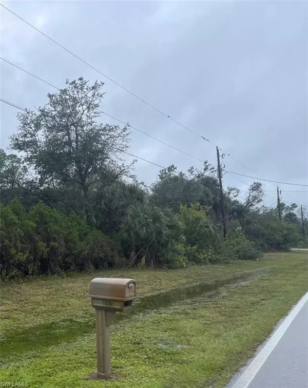 Rotonda West, FL 33947,181 Cougar WAY
