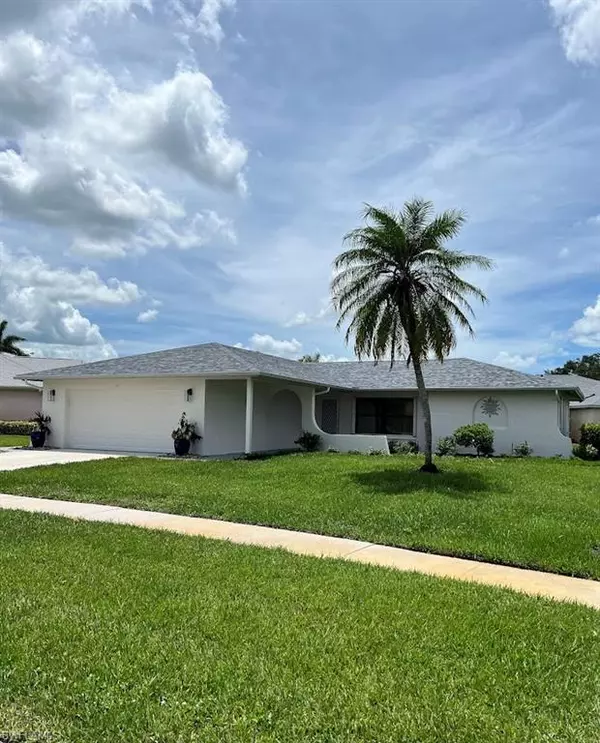 Naples, FL 34112,161 Marseille DR