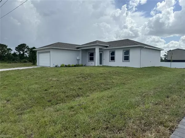 Lehigh Acres, FL 33976,4604 Flora AVE S