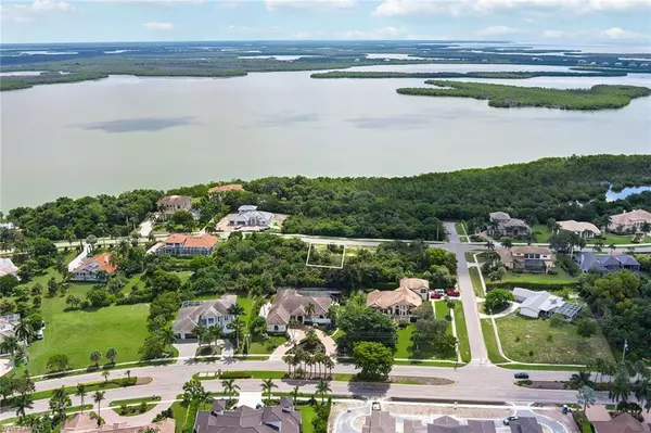 Marco Island, FL 34145,680 Inlet DR