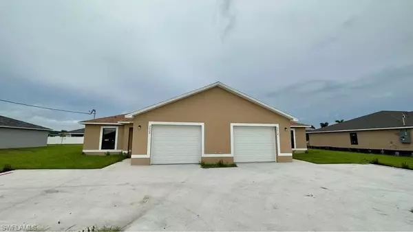 3018/3020 Skyline BLVD, Cape Coral, FL 33914